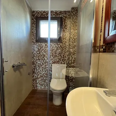 Artline Family Holiday home