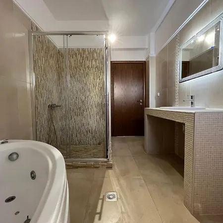 Artline Family Holiday home *