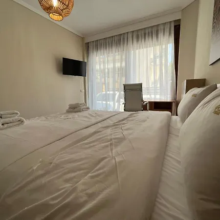 Artline Family Holiday home *
