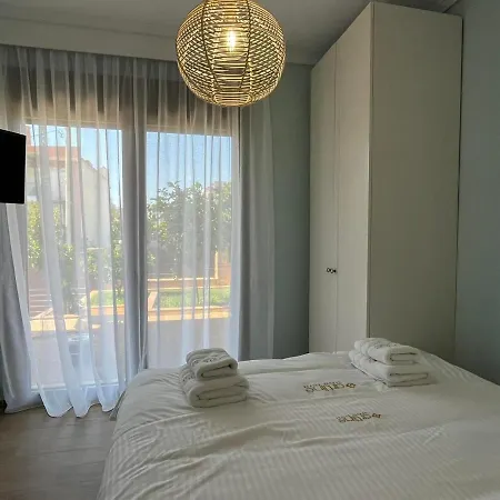 Artline Family * Flogita